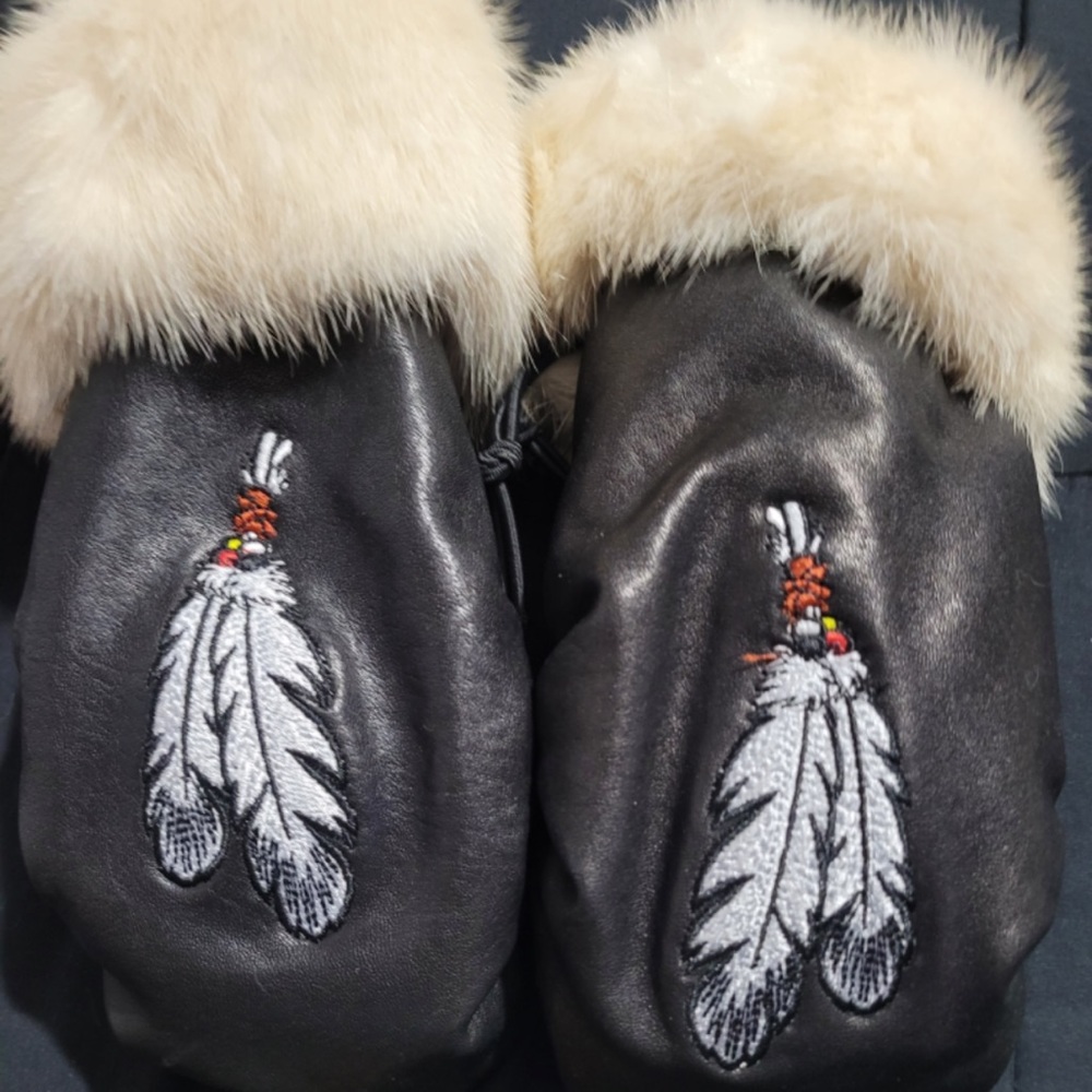 Rabbit fur womens gloves